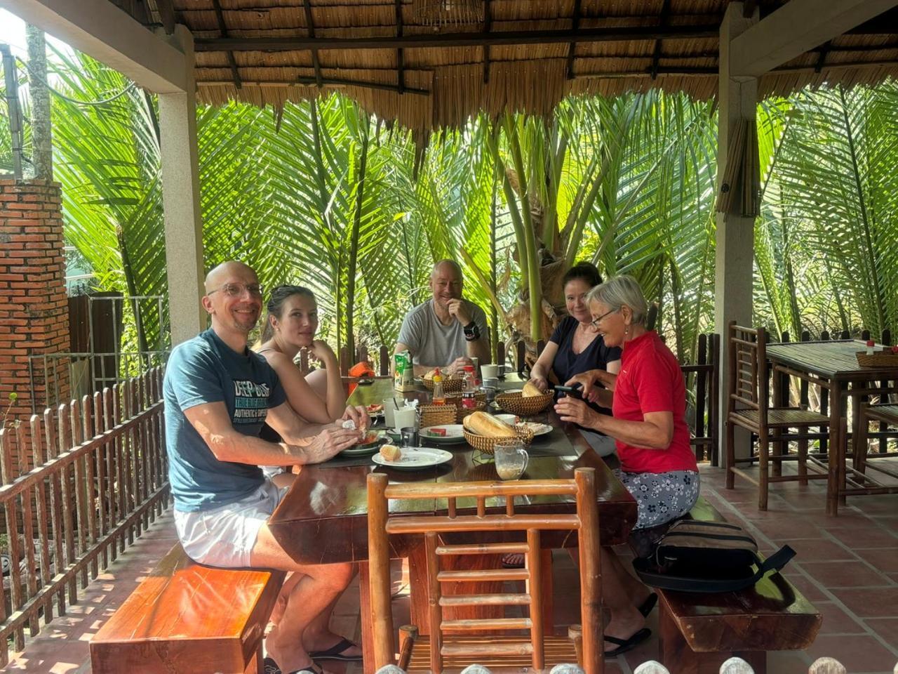 Homestay Bentre Coco Lodge Ben Tre Εξωτερικό φωτογραφία